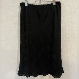 CHELSEA & VIOLET midi skirt